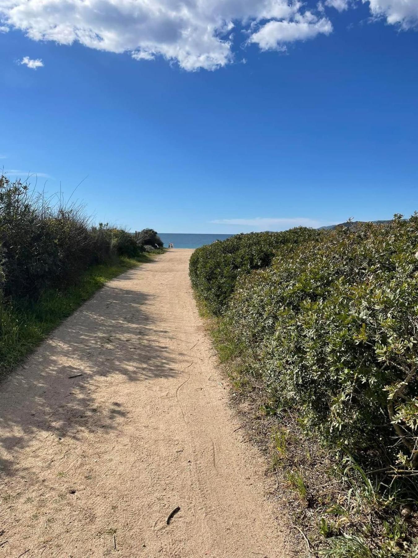La Belle Vie F4 Bord De Plage Avec Jardin กาลกาตอจจิโอ ภายนอก รูปภาพ