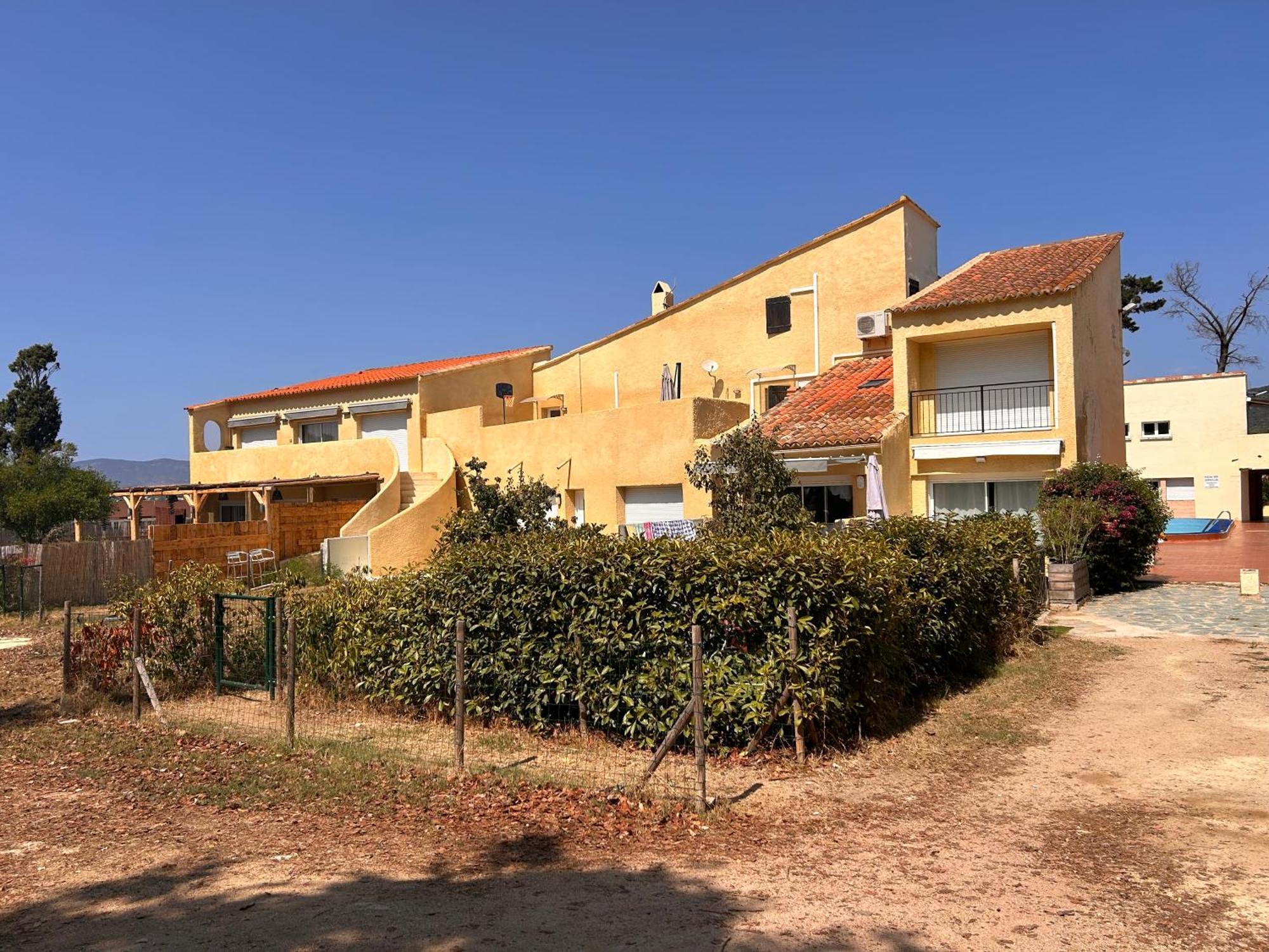 La Belle Vie F4 Bord De Plage Avec Jardin กาลกาตอจจิโอ ภายนอก รูปภาพ